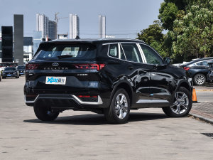 2022款EcoBoost 170 精领型 右后45度