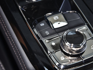 2022EcoBoost 170 I п؅^