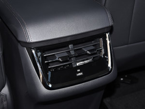 2022EcoBoost 170 I п؅^