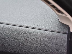 2022款EcoBoost 170 精领型 中控区