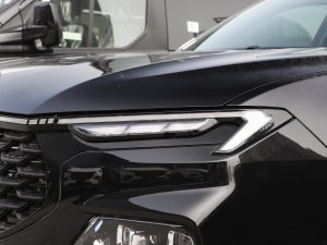 2022O EcoBoost 170 Ӱ ^