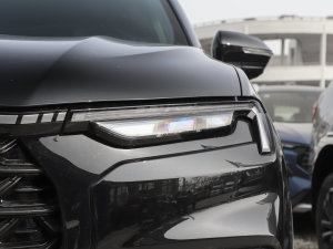 2022O EcoBoost 170 Ӱ ^