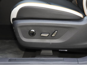 2022O EcoBoost 170 Ӱ {{