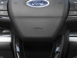 2022O EcoBoost 170 Ӱ п؅^