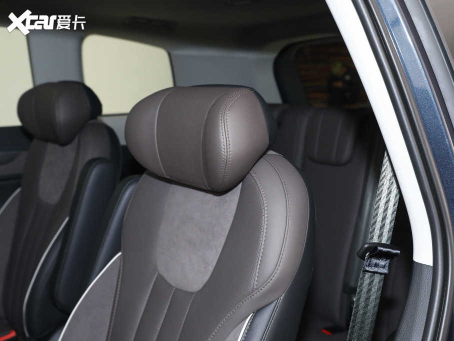 2023Iԣ EcoBoost 225 IPLUS 7(2/2/3)