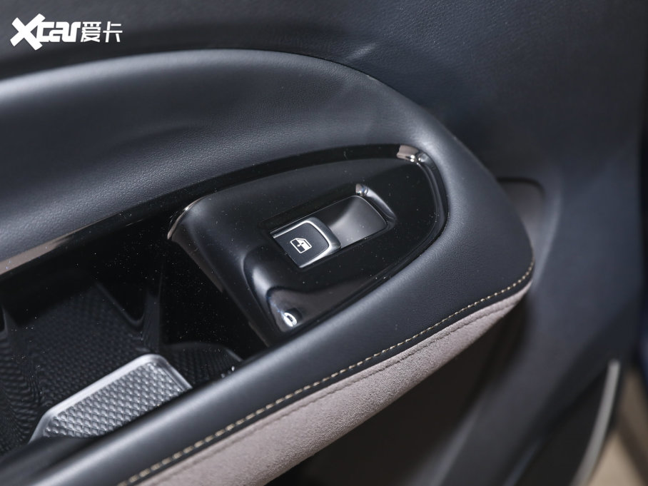 2023Iԣ EcoBoost 225 IPLUS 7(2/2/3)