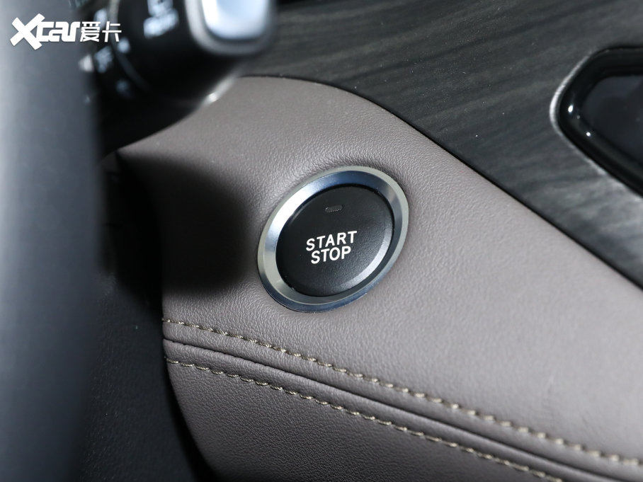 2023Iԣ EcoBoost 225 IPLUS 7(2/2/3)