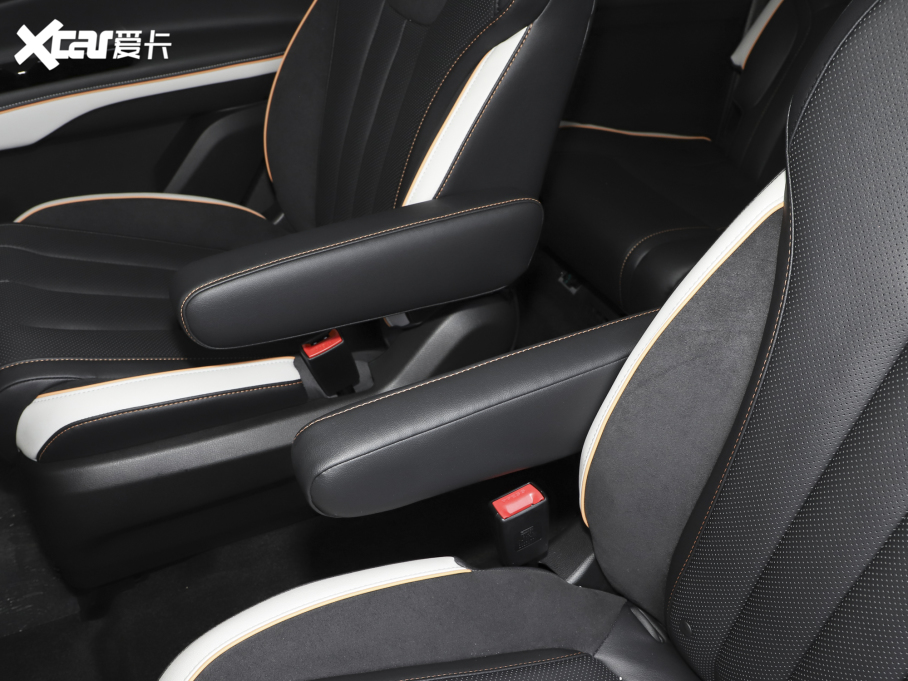 2023Iԣ EcoBoost 225 ׃AȰI 7(2/2/3)