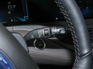 2023EcoBoost 225 IPLUS 7(2/2/3) п؅^