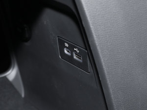 2023EcoBoost 225 IPLUS 7(2/2/3) п؅^