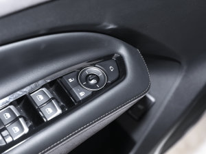 2023EcoBoost 225 IPLUS 7(2/2/3) п؅^