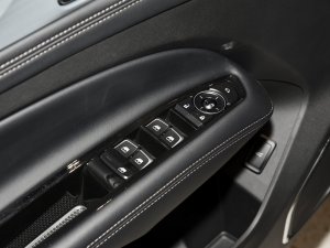 2023EcoBoost 225 KI 7(2/3/2) п؅^(q)