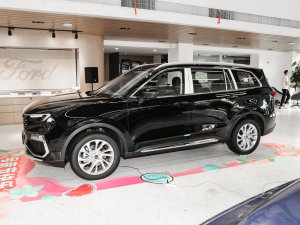2023款EcoBoost 225 铂领型 7座(2/2/3) 正侧（左）