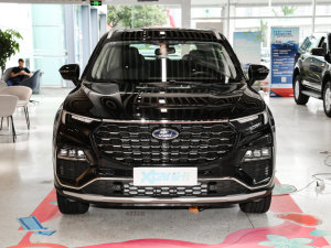 2023款EcoBoost 225 铂领型 7座(2/2/3) 正前