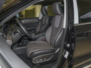 2023款EcoBoost 225 尊领型 7座(2/3/2) 主驾驶座椅