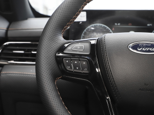 2023EcoBoost 225 ׃AȰIPLUS 7(2/2/3) п؅^