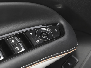 2023EcoBoost 225 ׃AȰIPLUS 7(2/2/3) п؅^