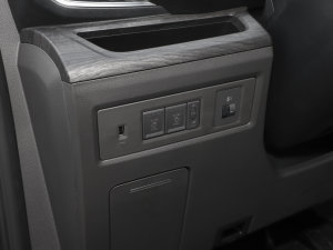 20232.0T Ԅ(dng) п؅^(q)