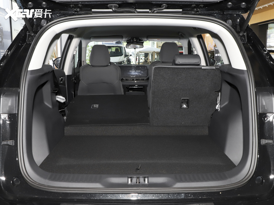 2023I(lng) EcoBoost 170 I(lng)