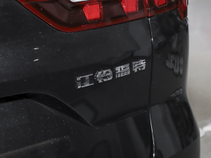 2023EcoBoost 170 I ^