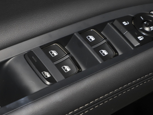 2023EcoBoost 170 I п؅^