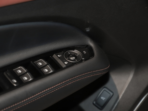 2025I(lng)PLUS п؅^(q)