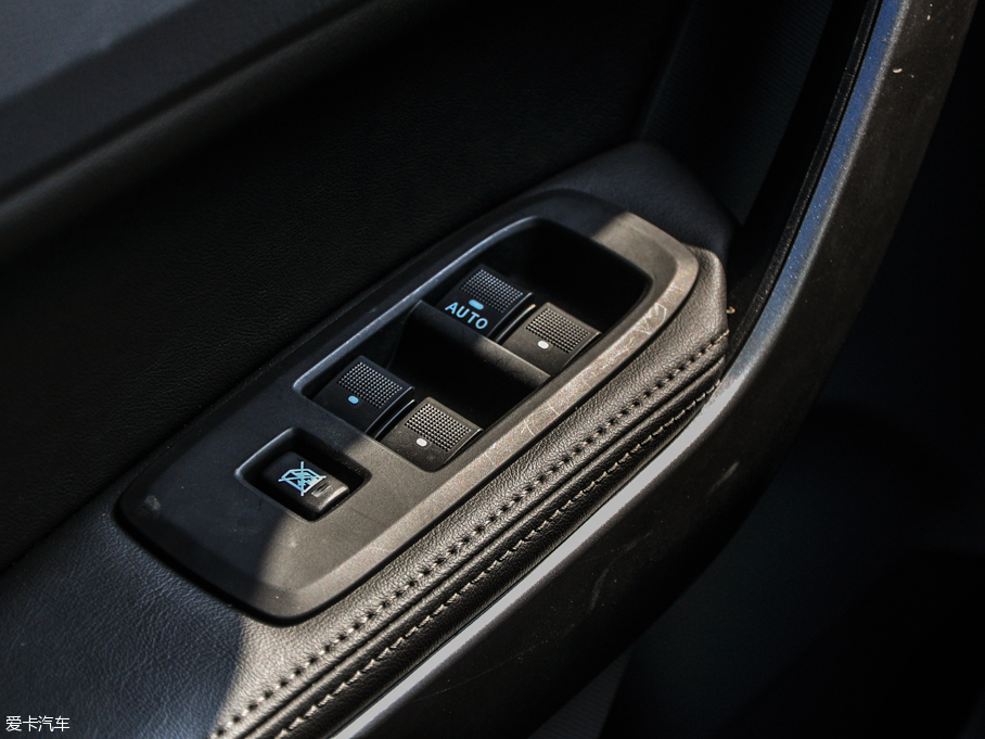 2016· 2.0L GTDi ԄӃ(q)A 