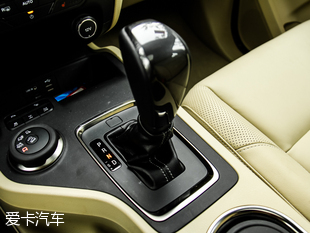 江鈴福特2016款撼路者