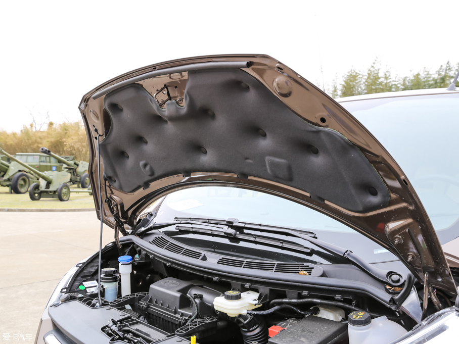 2016;W 2.0T ք(dng)Ӣ