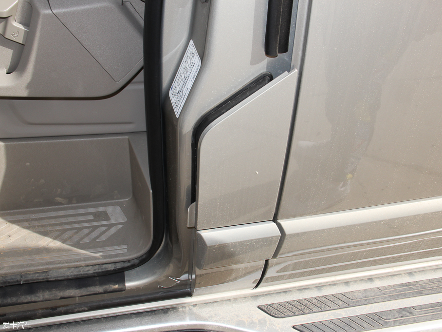 2016;W 2.0T ք(dng)Ӣ