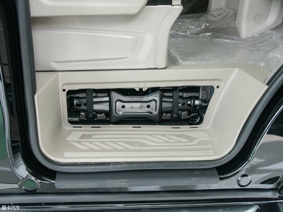 2016;W 2.0T ք(dng)Ӣ