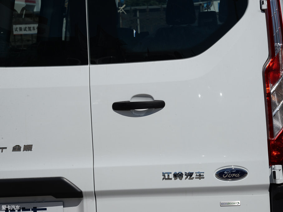 2017��ȫ� 2.0T ���S5����픶๦��܇ ���� ��V