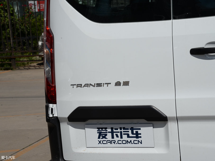 2017��ȫ� 2.0T ���S5����픶๦��܇ ���� ��V