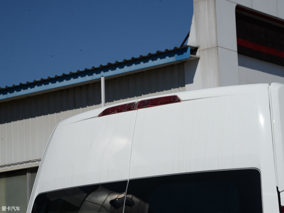 2017��ȫ� 2.0T ���S5����픶๦��܇ ���� ��V