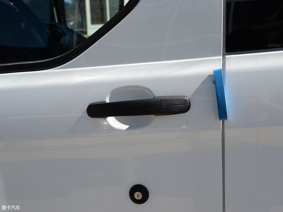 2017��ȫ� 2.0T ���S5����픶๦��܇ ���� ��V