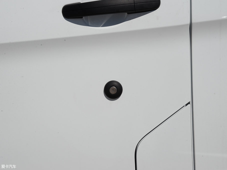 2017��ȫ� 2.0T ���S5����픶๦��܇ ���� ��(gu��)V