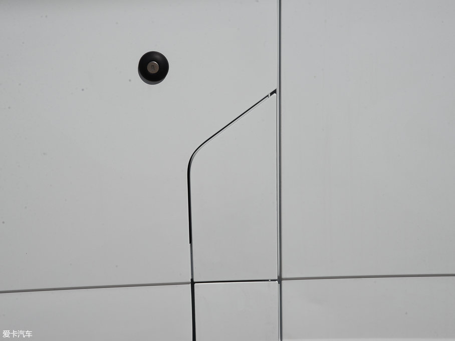 2017��ȫ� 2.0T ���S5����픶๦��܇ ���� ��V