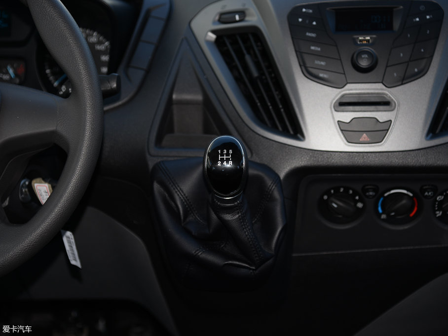 2017��ȫ� 2.0T ���S5����픶๦��܇ ���� ��V