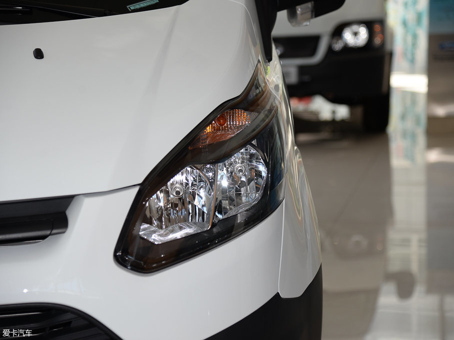 2017��ȫ� 2.0T ���S5����픶๦��܇ ���� ��V