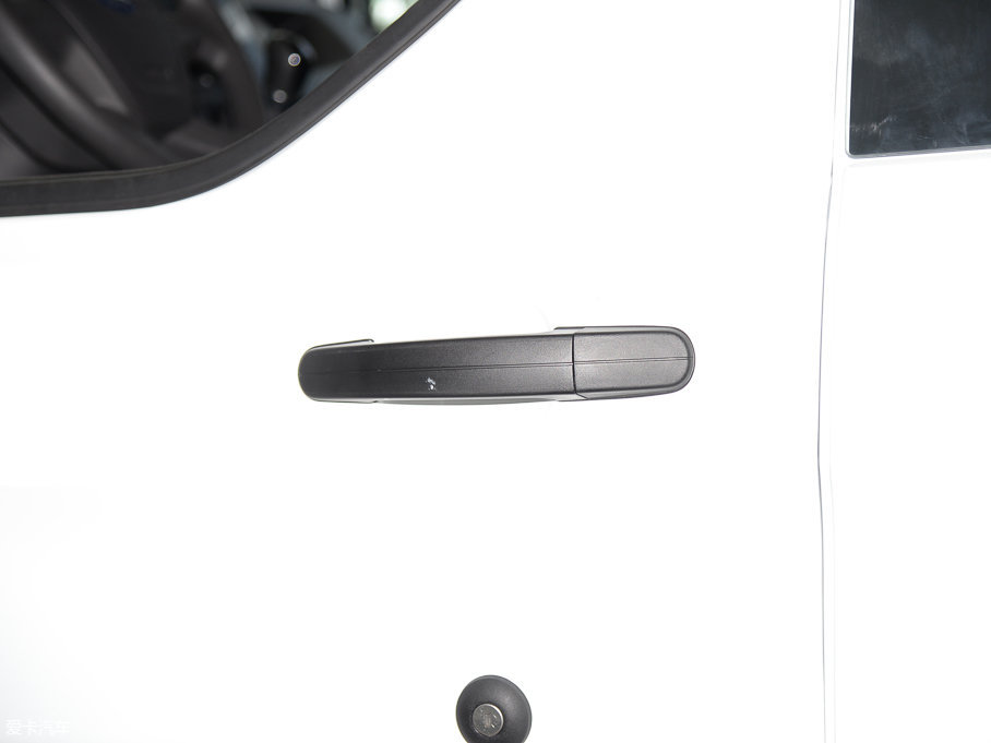 2017��ȫ� 2.0T ���S5����픶๦��܇ ���� ��V