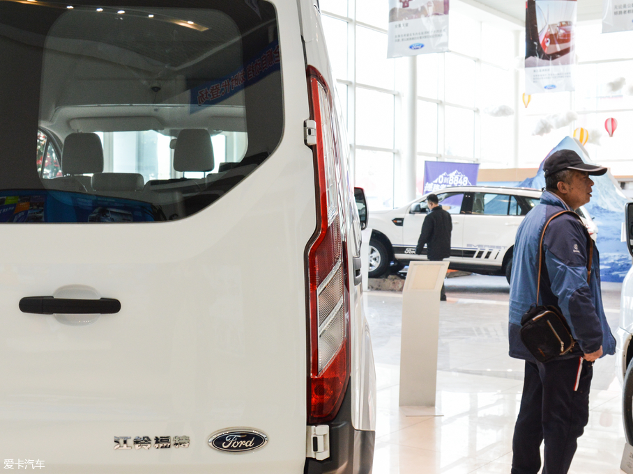 2017��ȫ� 2.0T ���S��픶๦������܇ ���� ��V