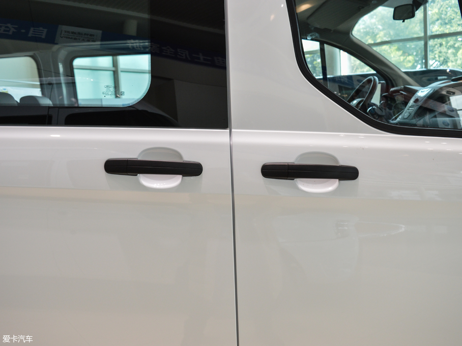 2017��ȫ� 2.0T ���S��픶๦������܇ ���� ��V