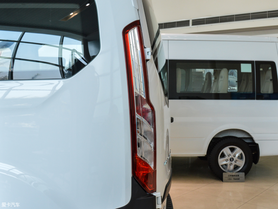 2017��ȫ� 2.0T ���S��픶๦������܇ ���� ��V