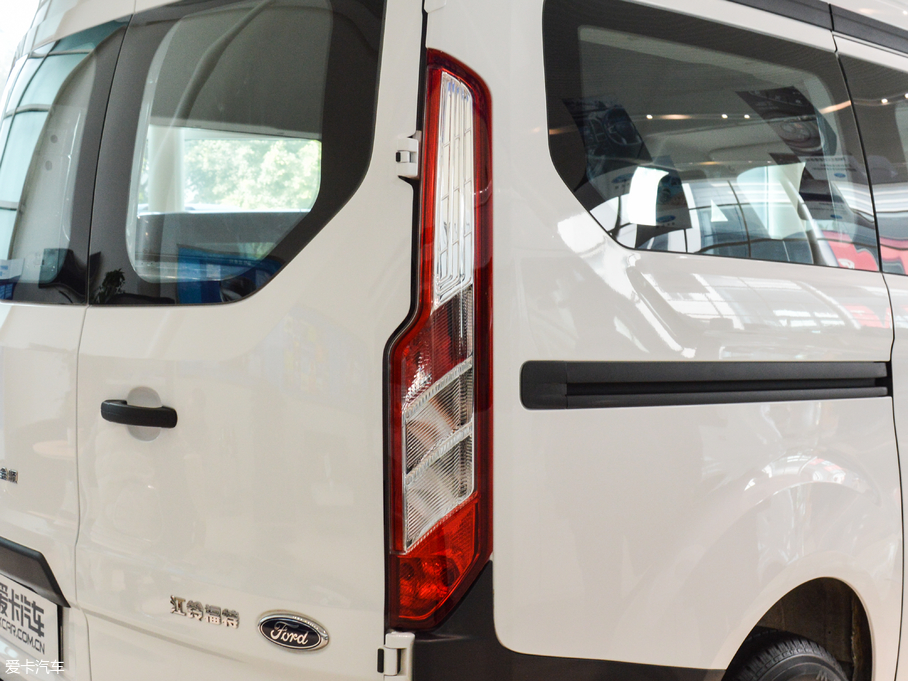 2017��ȫ� 2.0T ���S��픶๦������܇ ���� ��V