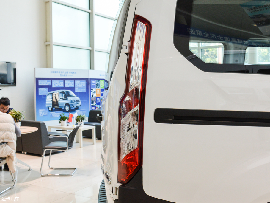 2017��ȫ� 2.0T ���S��픶๦������܇ ���� ��V