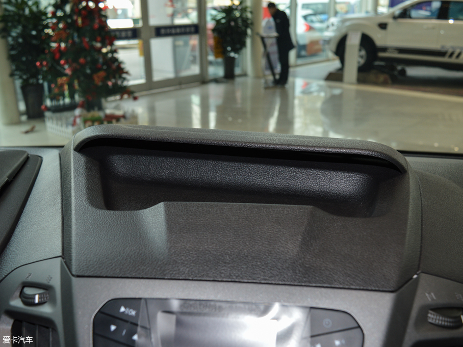 2017��ȫ� 2.0T ���S��픶๦������܇ ���� ��V