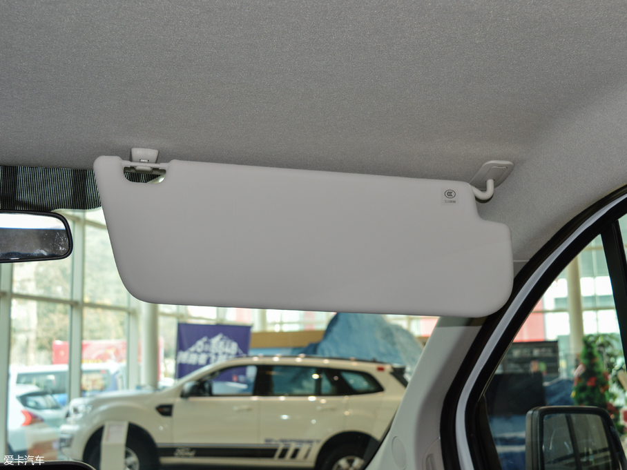 2017��ȫ� 2.0T ���S��픶๦������܇ ���� ��V