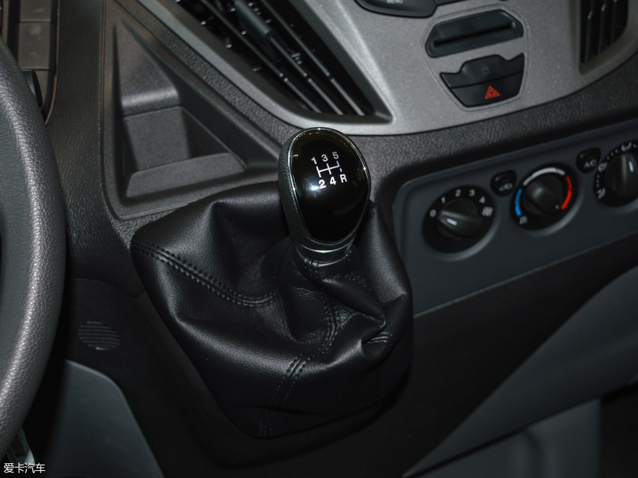 2017��ȫ� 2.0T ���S��픶๦������܇ ���� ��V