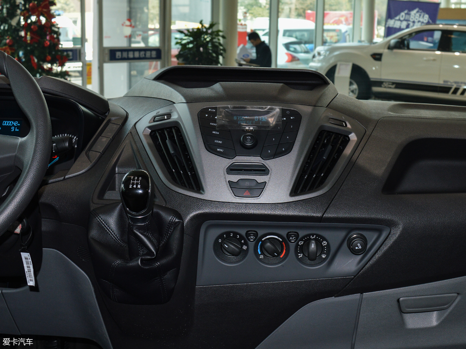 2017��ȫ� 2.0T ���S��픶๦������܇ ���� ��V