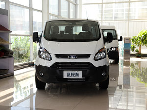 2017款2.0T 短轴5座低顶多功能车 汽油 国V 正前
